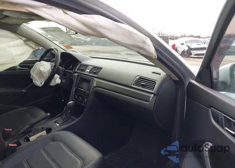 2017 Volkswagen Passat 1.8T R-Line from USA, damaged, VIN 1VWDT7A36HC017886